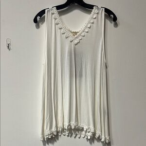Unavailable POL Boho Ivory Top with Crochet Lace Hem Small